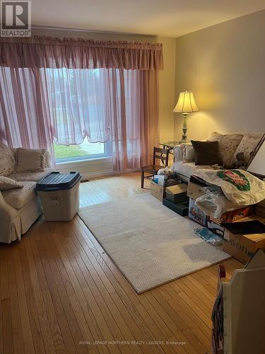 37 Algonquin Road, Cochrane, ON - Indoor Photo Showing Living Room