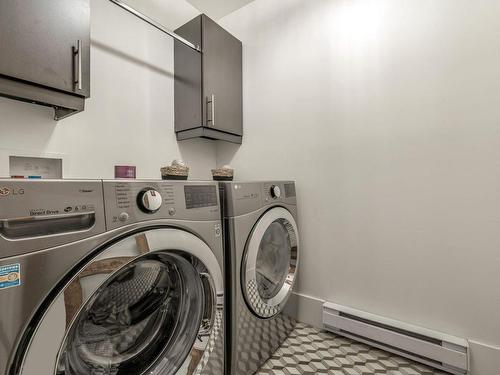 Salle de lavage - 135 Ch. Des Ruisselets, Stoneham-Et-Tewkesbury, QC - Indoor Photo Showing Laundry Room