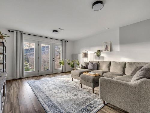 Salle familiale - 135 Ch. Des Ruisselets, Stoneham-Et-Tewkesbury, QC - Indoor Photo Showing Living Room