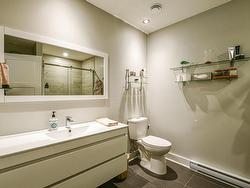 Ensuite bathroom - 