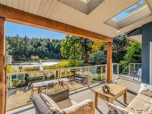 3324 Rockhampton Rd, Nanoose Bay, BC 