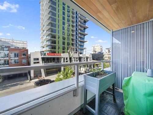 304-989 Johnson St, Victoria, BC - Outdoor