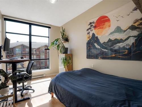 303-829 Goldstream Ave, Langford, BC - Indoor Photo Showing Bedroom