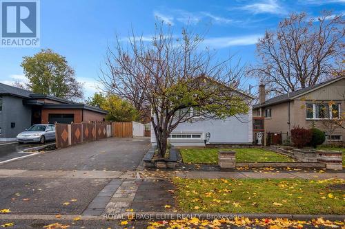 6 Lachine Court, Toronto, ON - Outdoor