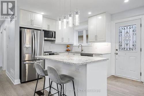 6 Lachine Court, Toronto, ON - Indoor Photo Showing Kitchen With Upgraded Kitchen