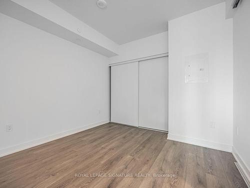 504N-117 Broadway Ave, Toronto, ON - Indoor Photo Showing Other Room