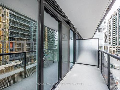 504N-117 Broadway Ave, Toronto, ON - Outdoor With Balcony With Exterior