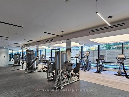 504N-117 Broadway Ave, Toronto, ON - Indoor Photo Showing Gym Room