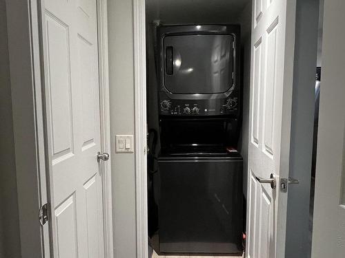 1106-83 Borough Dr, Toronto, ON - Indoor Photo Showing Laundry Room