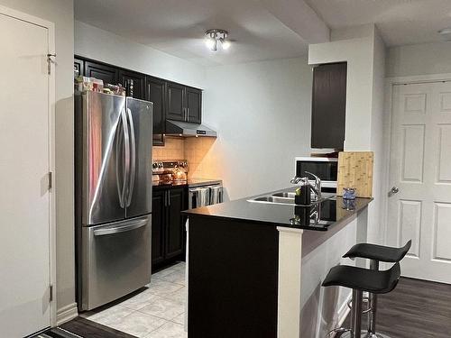 1106-83 Borough Dr, Toronto, ON - Indoor Photo Showing Kitchen With Double Sink