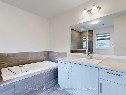 469 Twin Streams Rd, Whitby, ON - Indoor Photo Showing Bathroom