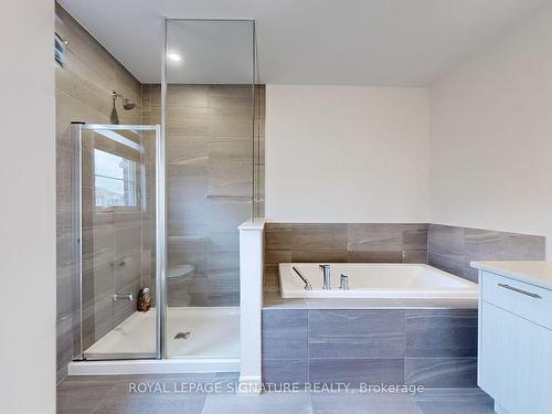 469 Twin Streams Rd, Whitby, ON - Indoor Photo Showing Bathroom