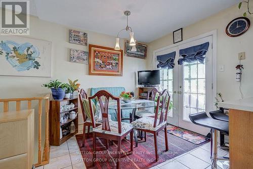 19 Brown Wood Drive, Barrie, ON - Indoor Photo Showing Dining Room