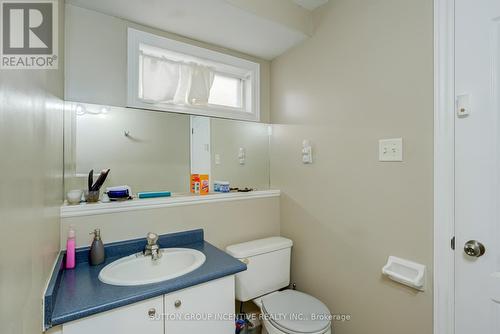 19 Brown Wood Drive, Barrie, ON - Indoor Photo Showing Bathroom