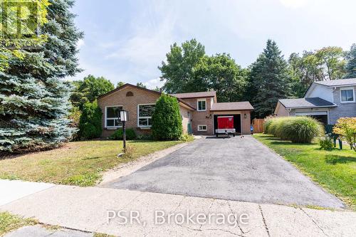 Bsmt - 27 Austen Lane, Barrie, ON - Outdoor With Facade