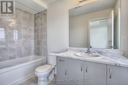 7 Cherry Hill Lane, Barrie, ON - Indoor Photo Showing Bathroom