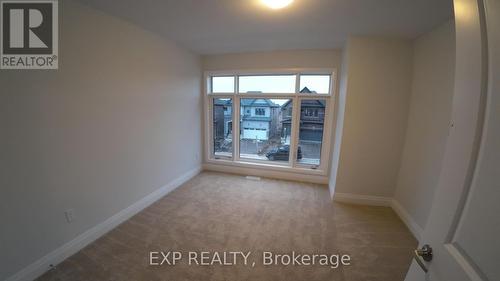 889 Knights Lane, Woodstock, ON - Indoor Photo Showing Other Room