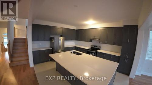 889 Knights Lane, Woodstock, ON - Indoor Photo Showing Kitchen