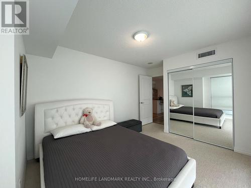 1804 - 2015 Sheppard Avenue E, Toronto, ON - Indoor Photo Showing Bedroom