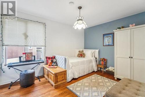 756 King Road, Burlington, ON - Indoor Photo Showing Bedroom