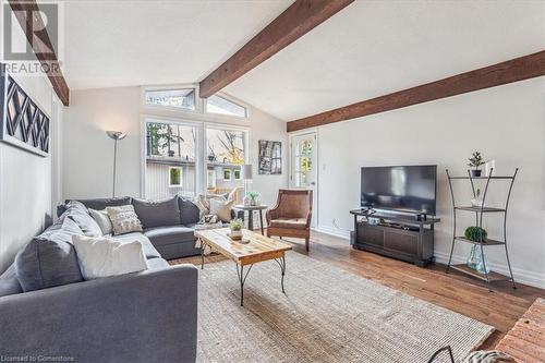 756 King Road, Burlington, ON - Indoor Photo Showing Living Room