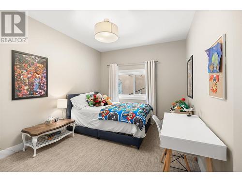 1072 Aurora Heights, West Kelowna, BC - Indoor Photo Showing Bedroom