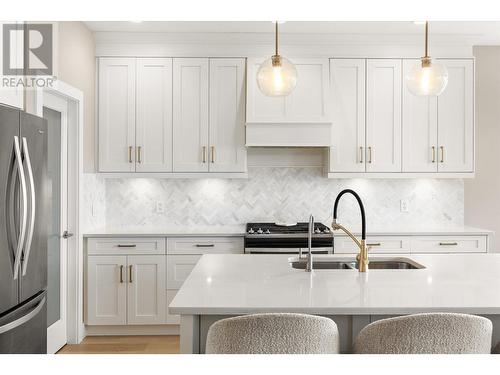 1072 Aurora Heights, West Kelowna, BC - Indoor Photo Showing Kitchen With Double Sink With Upgraded Kitchen