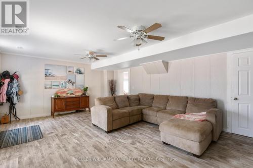 241 South Mill Street, Fort Erie (Ridgeway), ON - Indoor Photo Showing Living Room