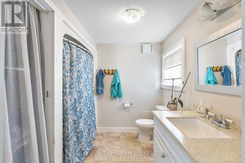 241 South Mill Street, Fort Erie (Ridgeway), ON - Indoor Photo Showing Bathroom