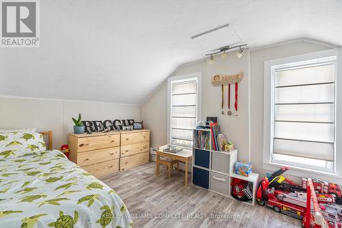 241 South Mill Street, Fort Erie (Ridgeway), ON - Indoor Photo Showing Bedroom