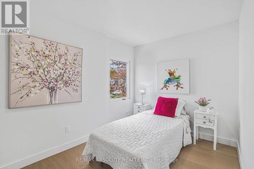 139 Winther Avenue, Ottawa, ON - Indoor Photo Showing Bedroom