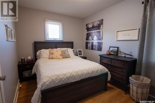 201 27Th Street, Battleford, SK - Indoor Photo Showing Bedroom