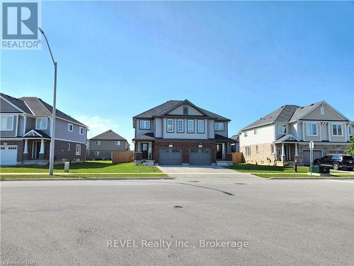 7 Hawthorn Avenue, Thorold, ON - Outdoor With Facade