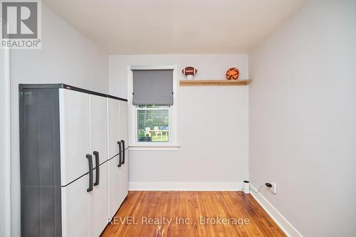 5737 Brookfield Avenue, Niagara Falls, ON - Indoor Photo Showing Other Room