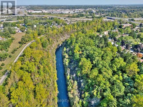 5737 Brookfield Avenue, Niagara Falls, ON - Outdoor With View