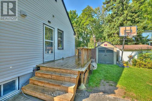 5737 Brookfield Avenue, Niagara Falls, ON - Outdoor