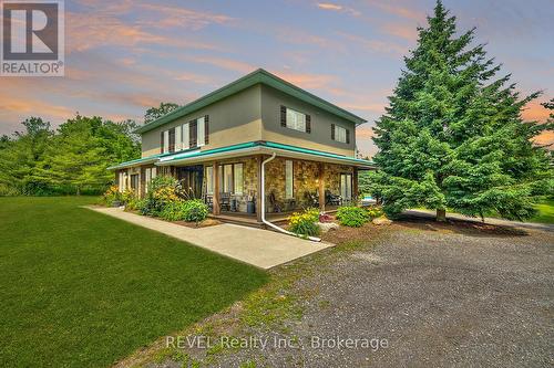 9695 Grassy Brook Road, Niagara Falls, ON - Outdoor With Deck Patio Veranda