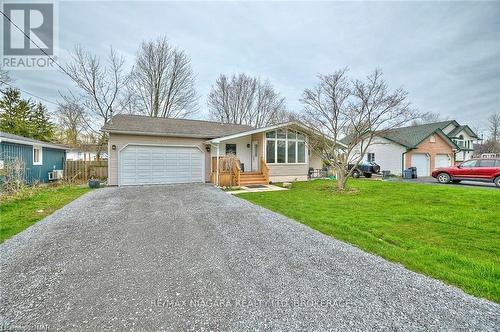 3105 Bethune Avenue, Fort Erie (335 - Ridgeway), ON - Outdoor With Facade