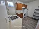 3Fl 4Xx E Columbia, New Westminster, BC  - Indoor Photo Showing Kitchen 