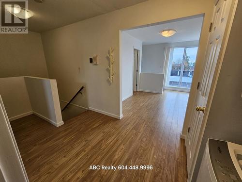 3Fl 4Xx E Columbia, New Westminster, BC - Indoor Photo Showing Other Room