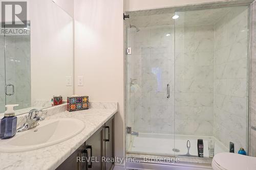 7814 Hackberry Trail, Niagara Falls (222 - Brown), ON - Indoor Photo Showing Bathroom