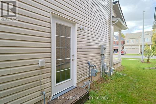 7814 Hackberry Trail, Niagara Falls (222 - Brown), ON - Outdoor