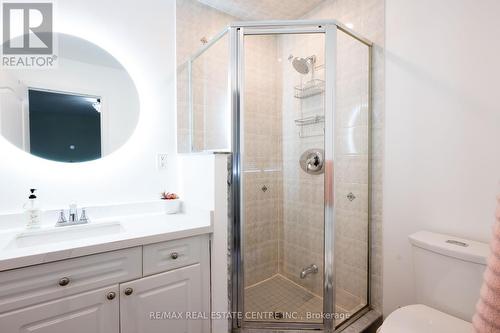 3759 Milkwood Crescent, Mississauga, ON - Indoor Photo Showing Bathroom