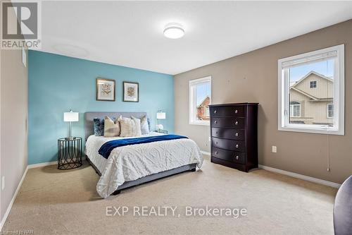 5060 Serena Drive Drive, Lincoln (982 - Beamsville), ON - Indoor Photo Showing Bedroom