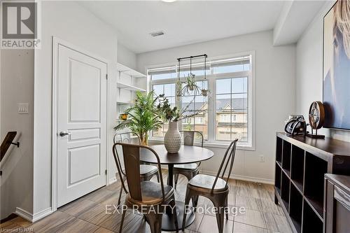 5060 Serena Drive Drive, Lincoln (982 - Beamsville), ON - Indoor Photo Showing Dining Room