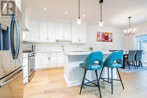 16 - 154 Port Robinson Road, Pelham, ON - Indoor Photo Showing Kitchen With Upgraded Kitchen