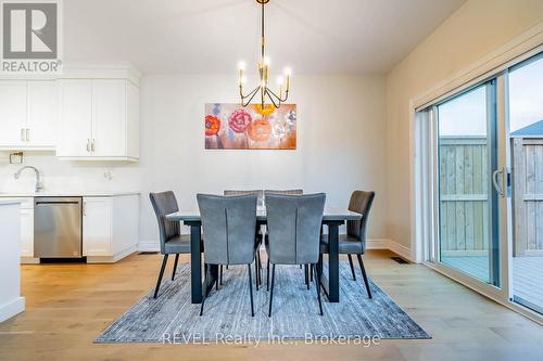 16 - 154 Port Robinson Road, Pelham, ON - Indoor Photo Showing Dining Room