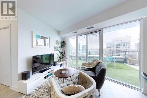 3101 - 159 Wellesley Street E, Toronto, ON - Indoor Photo Showing Living Room