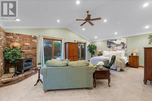 33 Old Orchard Avenue, Grimsby (540 - Grimsby Beach), ON - Indoor Photo Showing Other Room With Fireplace