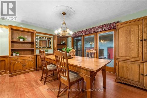 33 Old Orchard Avenue, Grimsby (540 - Grimsby Beach), ON - Indoor Photo Showing Dining Room